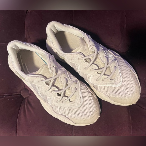 Adidas Tan Ozweego - Picture 3 of 3